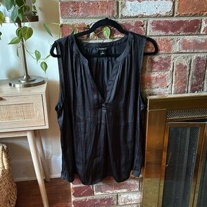 Banana Republic Sleeveless top - size XL